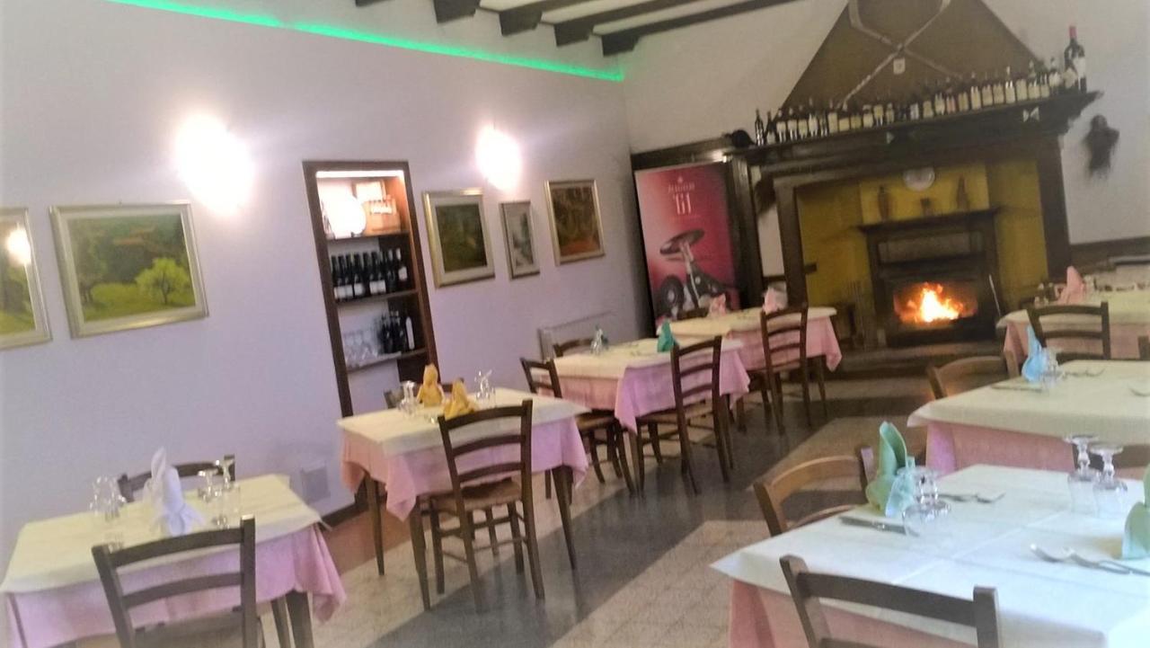 Budget Hotel Vittoria & Ristorante Марцио Экстерьер фото