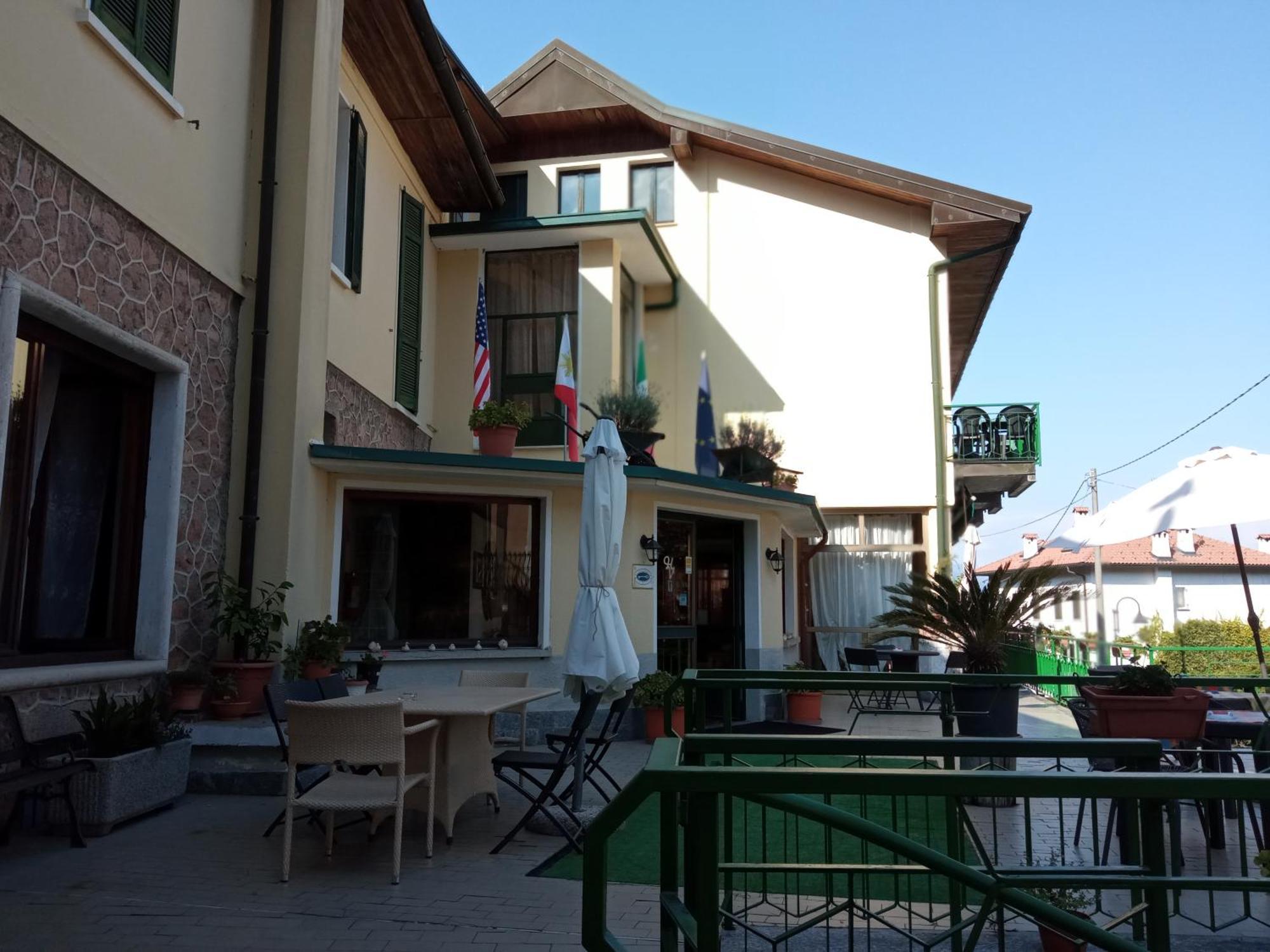 Budget Hotel Vittoria & Ristorante Марцио Экстерьер фото